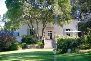 La bastide de Dalméran, demeure d'exception à louer dans les Alpilles